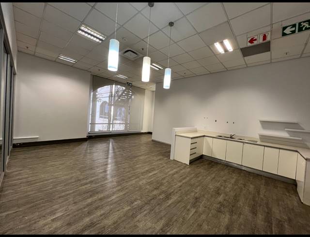 534M² OFFICE TO LET IN ROSEBANK